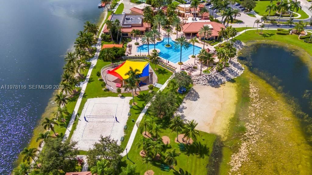 4724 SW 195th Way , Miramar, FL 33029 Photo