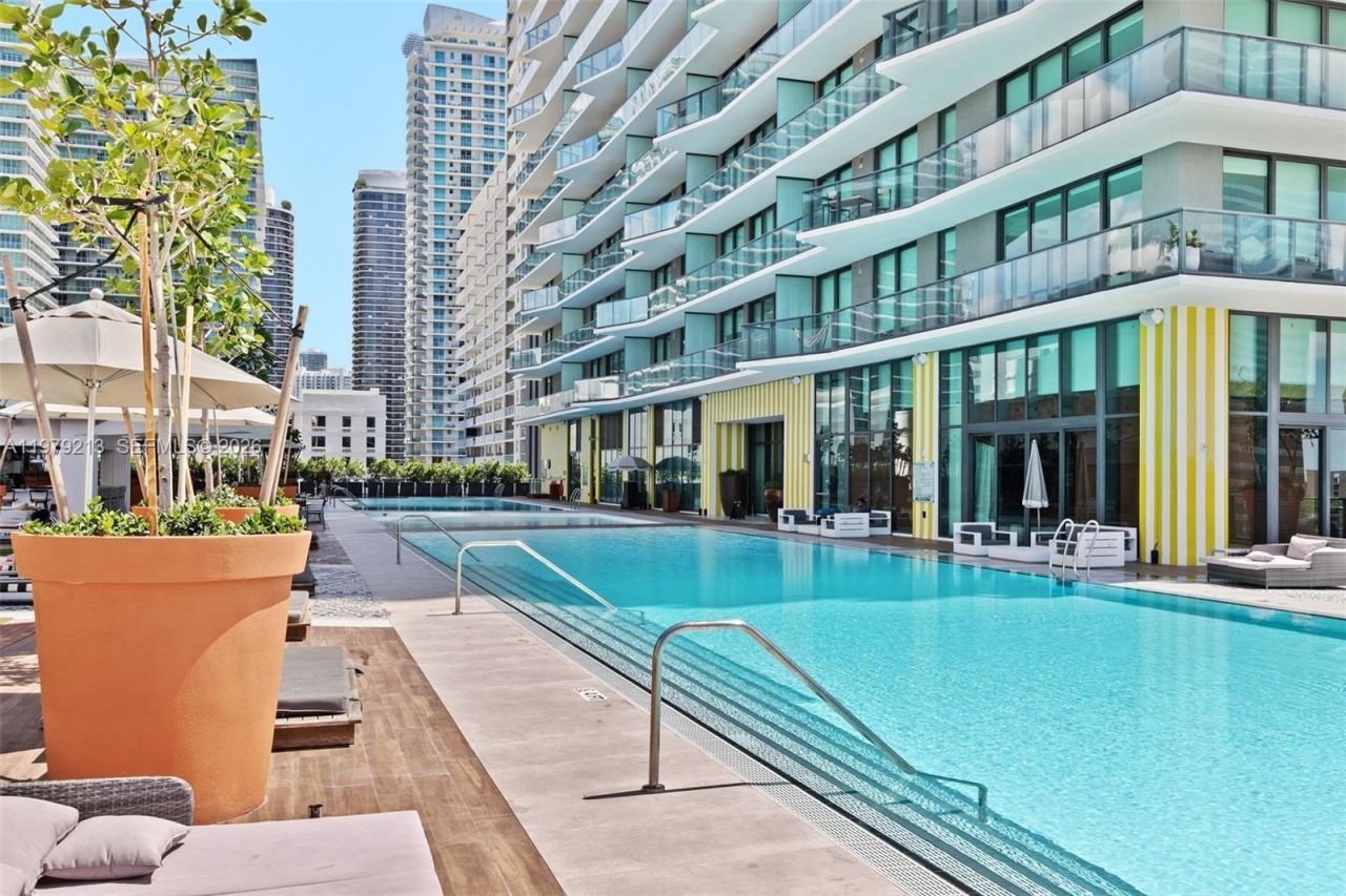 1300 S Miami Ave, Unit 2308, Miami, FL 33130 Photo