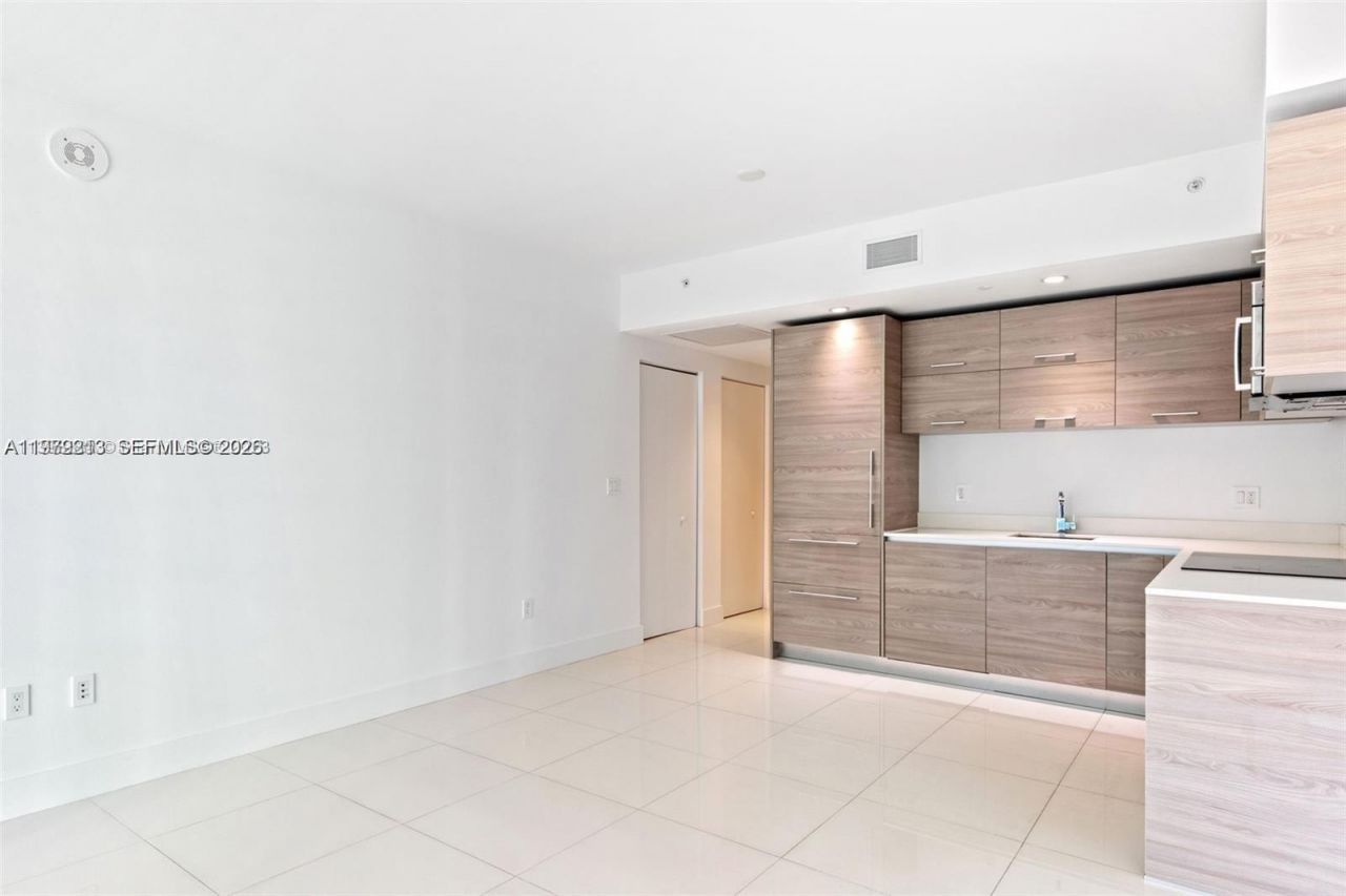 1300 S Miami Ave, Unit 2308, Miami, FL 33130 Photo