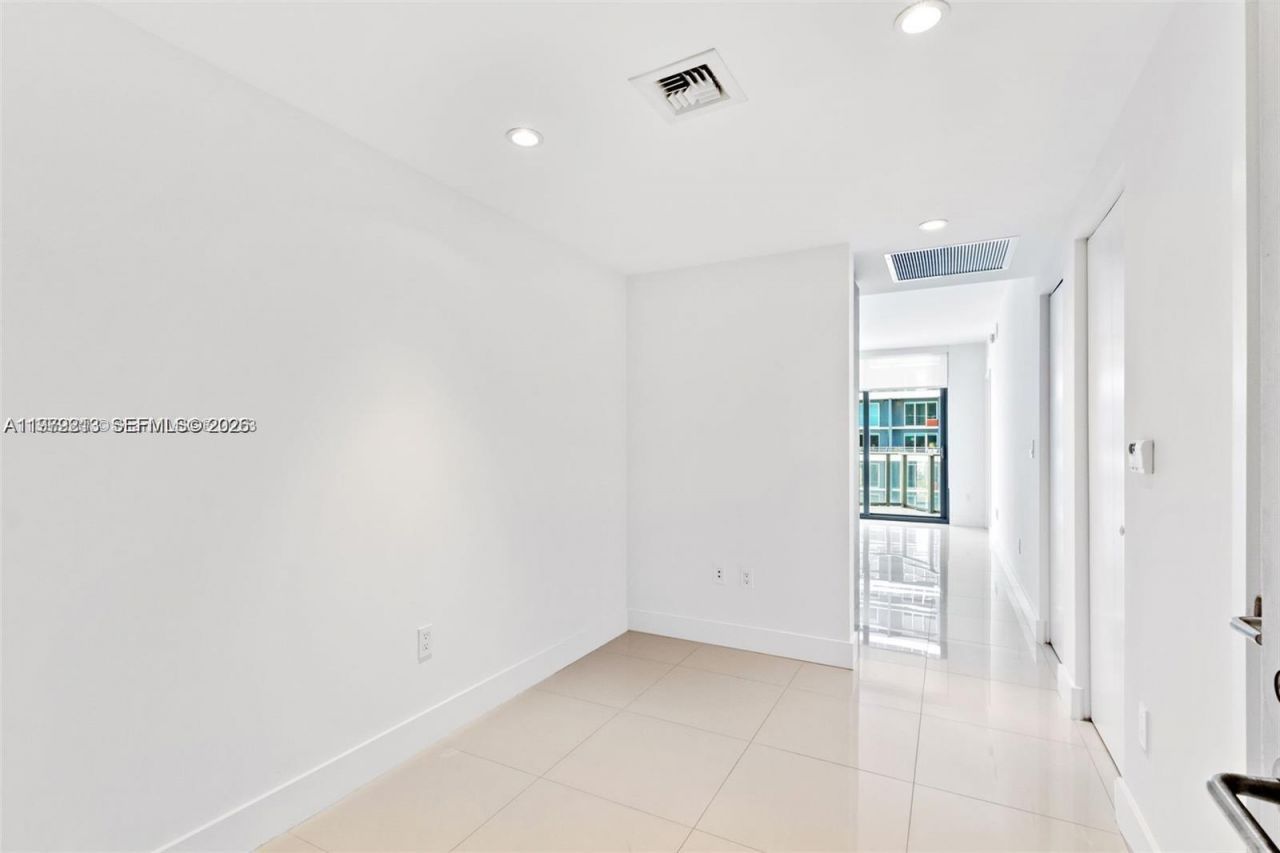 1300 S Miami Ave, Unit 2308, Miami, FL 33130 Photo