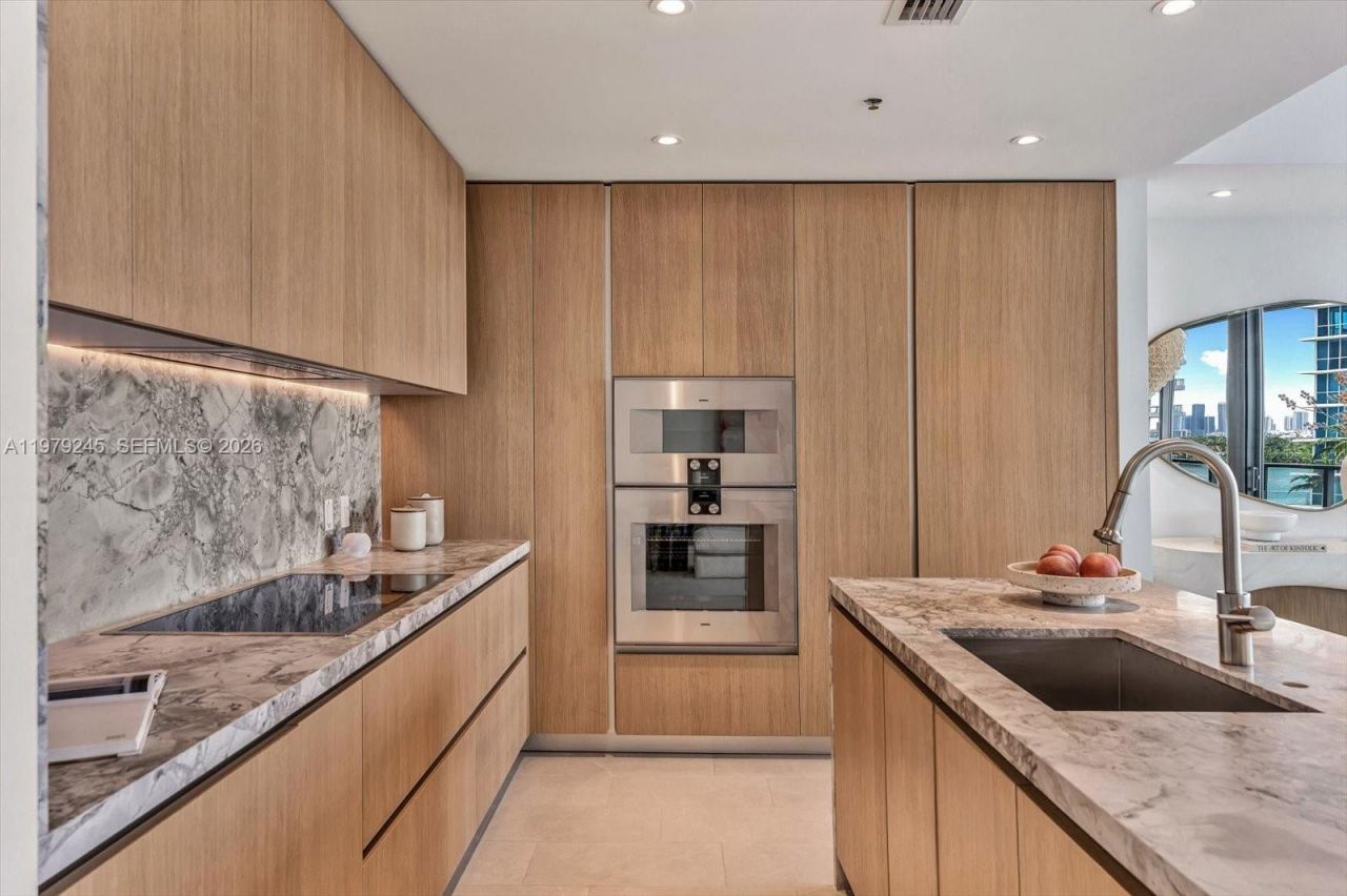 500 Alton Rd , Unit 903, Miami Beach, FL 33139 Photo