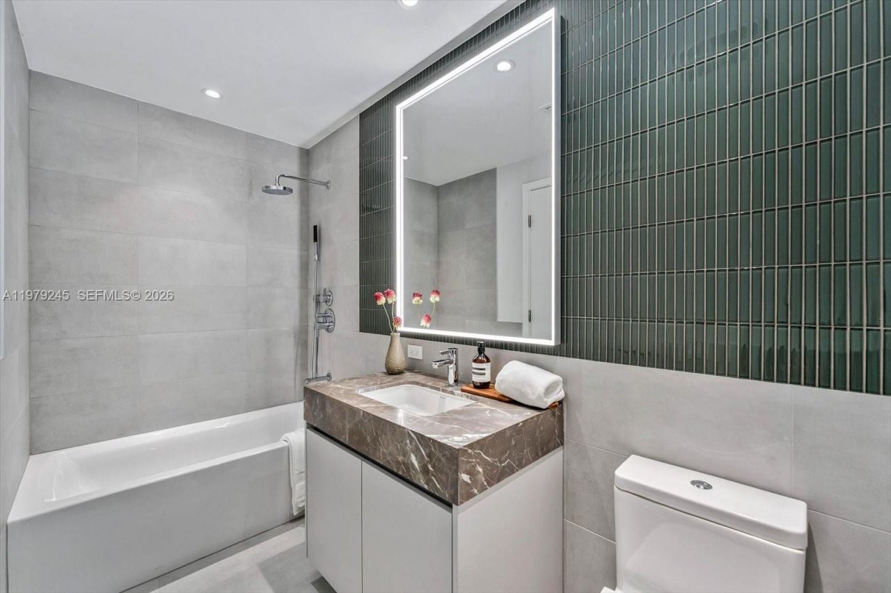 500 Alton Rd , Unit 903, Miami Beach, FL 33139 Photo