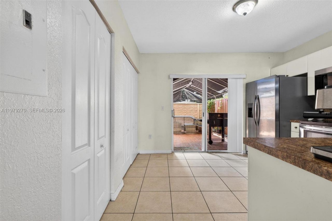 7709 W 36th Ave , Unit 2, Hialeah, FL 33018 Photo