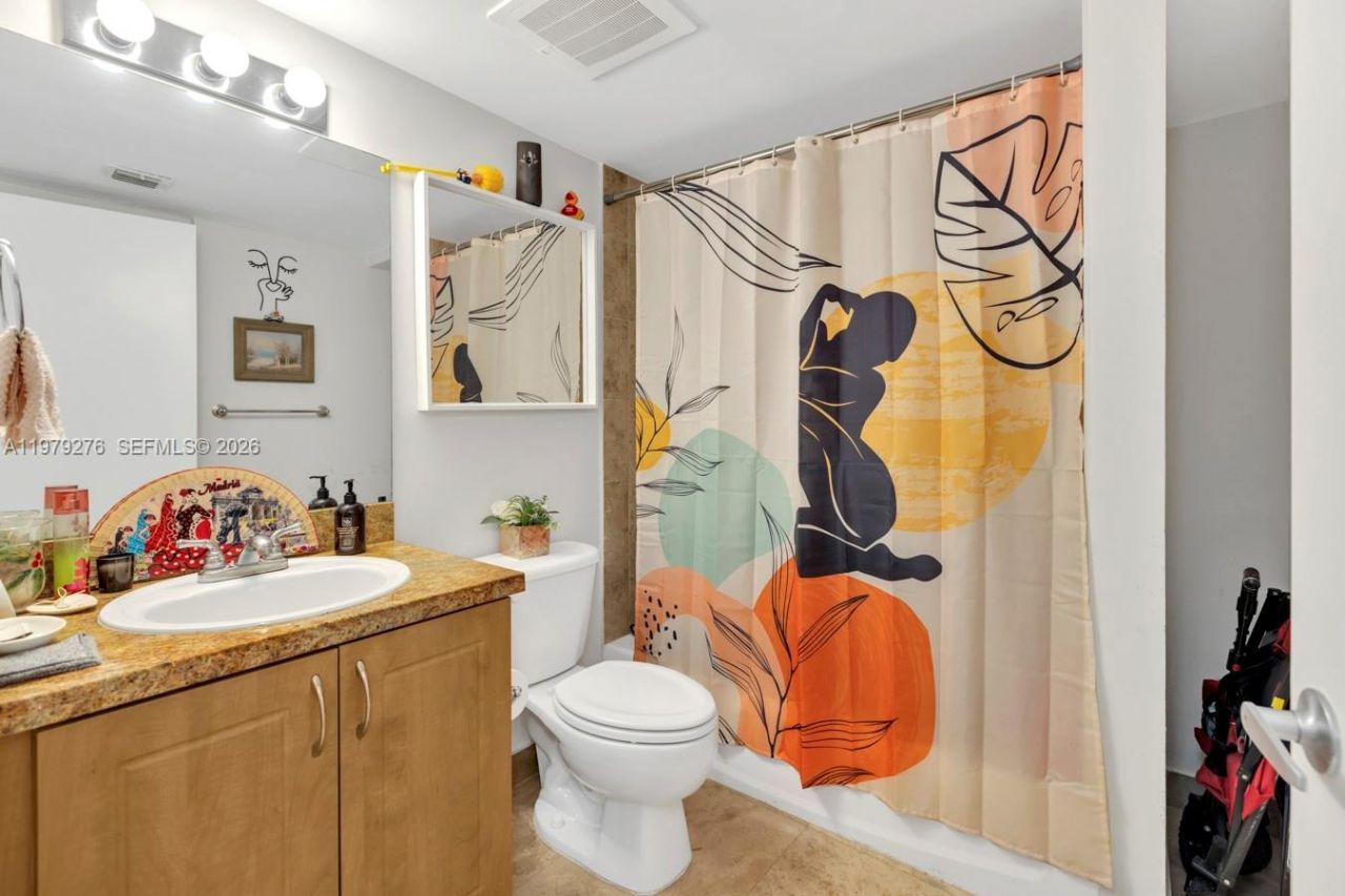 1555 N Treasure Dr , Unit 506, North Bay Village, FL 33141 Photo