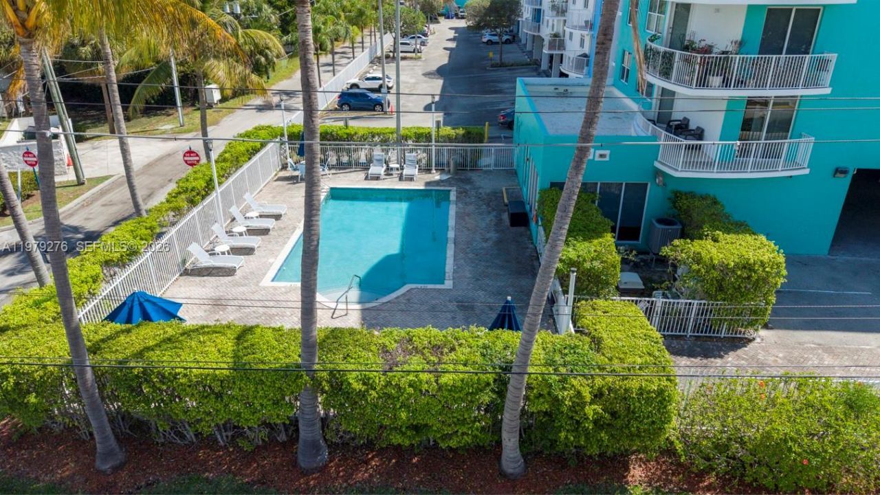 1555 N Treasure Dr , Unit 506, North Bay Village, FL 33141 Photo