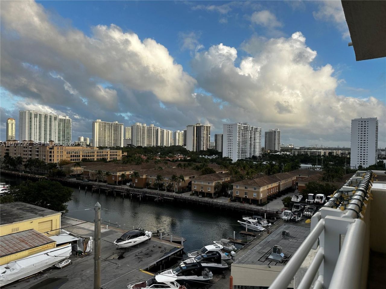 18800 NE 29th Ave , Unit 914, Aventura, FL 33180 Photo
