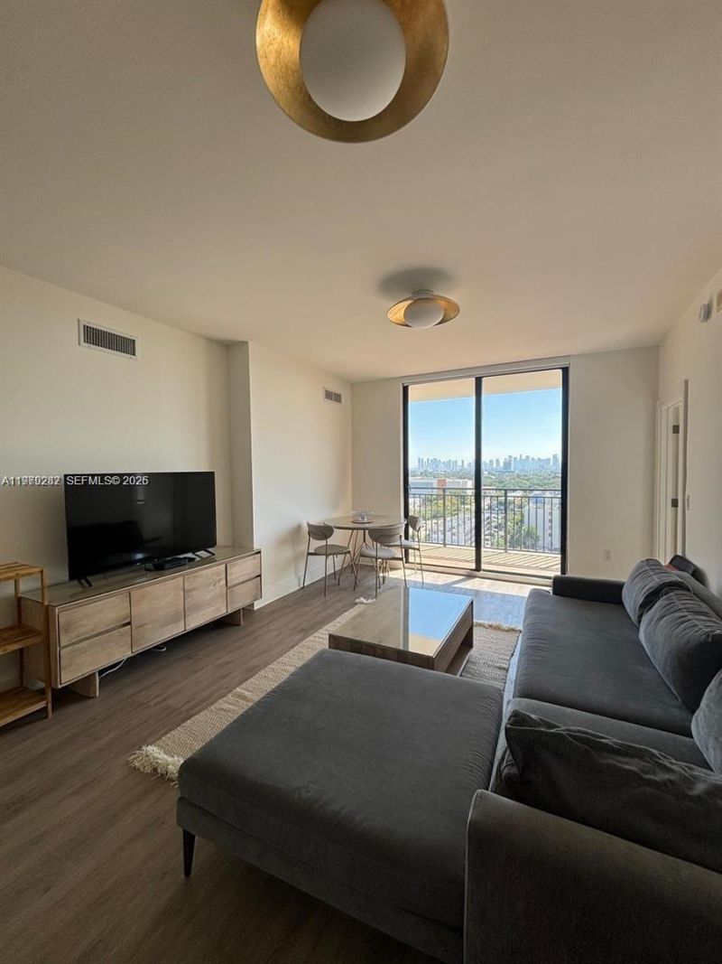 888 S Douglas Rd , Unit 1002, Coral Gables, FL 33134 Photo