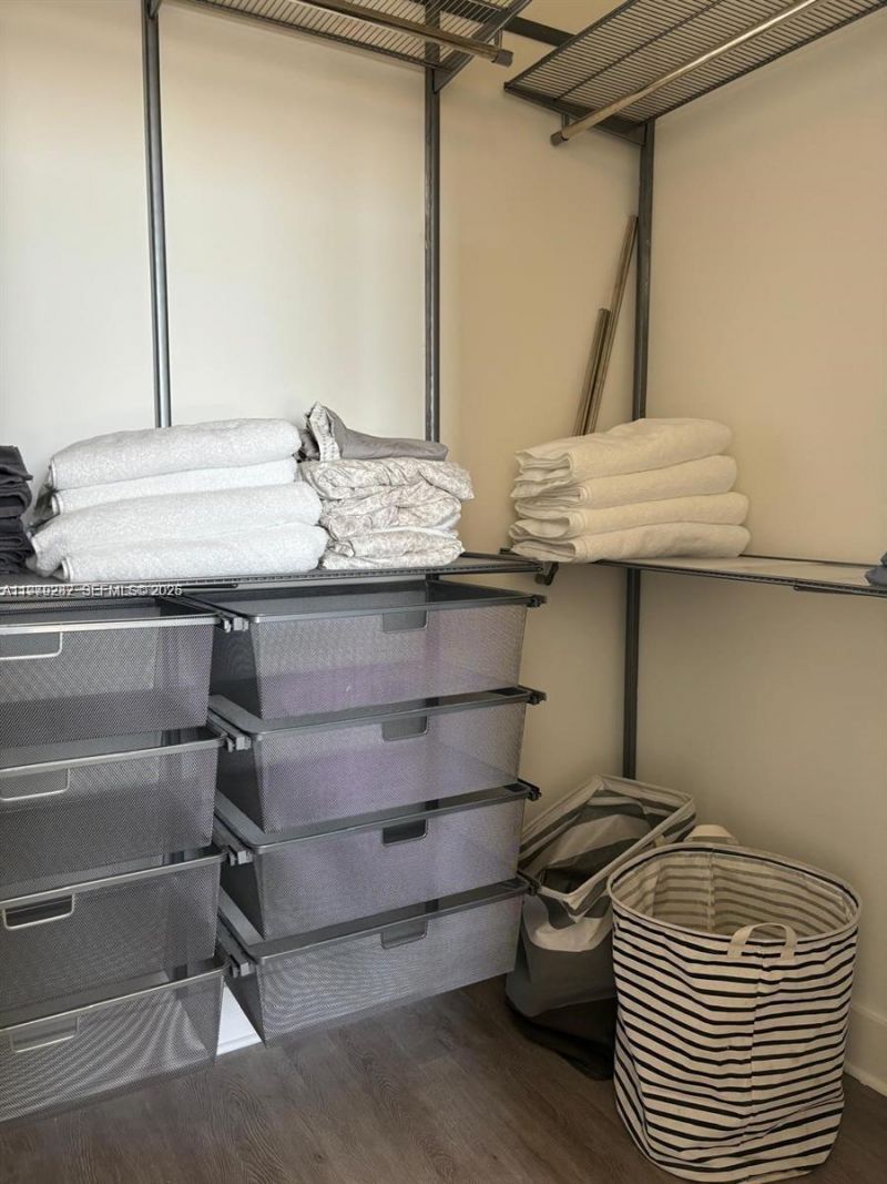 888 S Douglas Rd , Unit 1002, Coral Gables, FL 33134 Photo