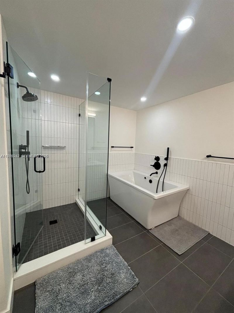 888 S Douglas Rd , Unit 1002, Coral Gables, FL 33134 Photo