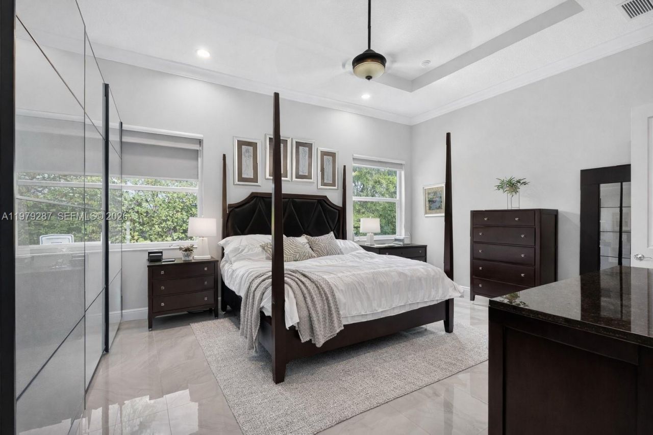 14929 SW 176th Ter, Miami, FL 33187 Photo