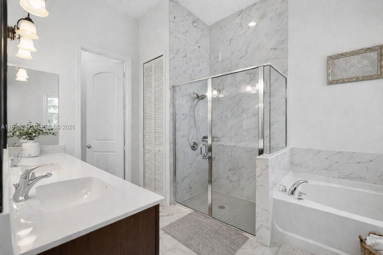 14929 SW 176th Ter, Miami, FL 33187 Photo