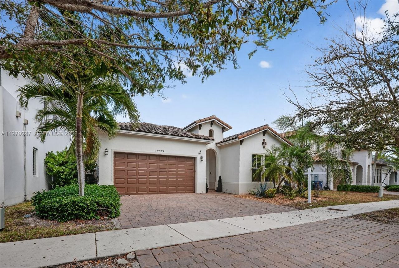 14929 SW 176th Ter, Miami, FL 33187 Photo