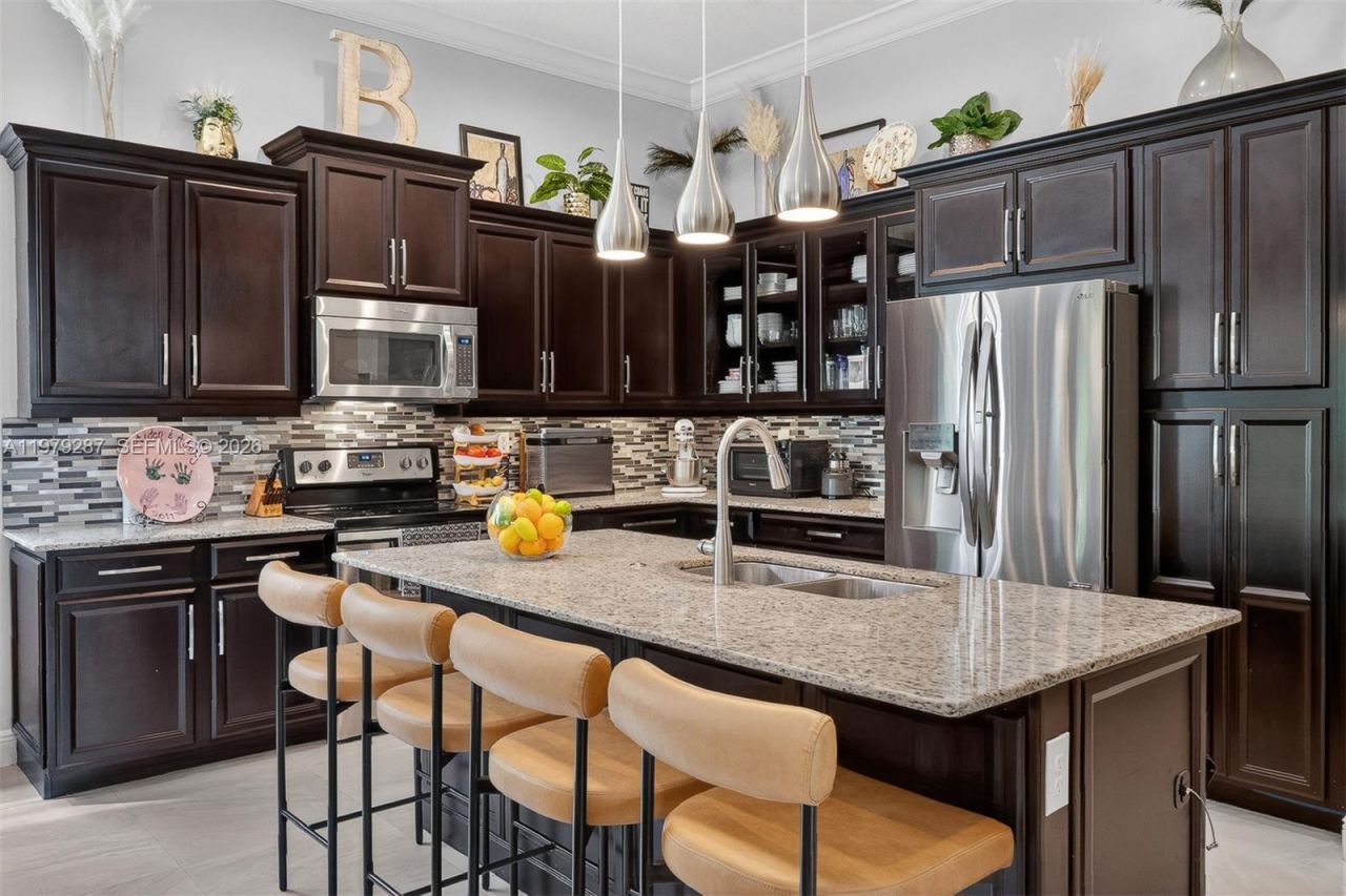 14929 SW 176th Ter, Miami, FL 33187 Photo