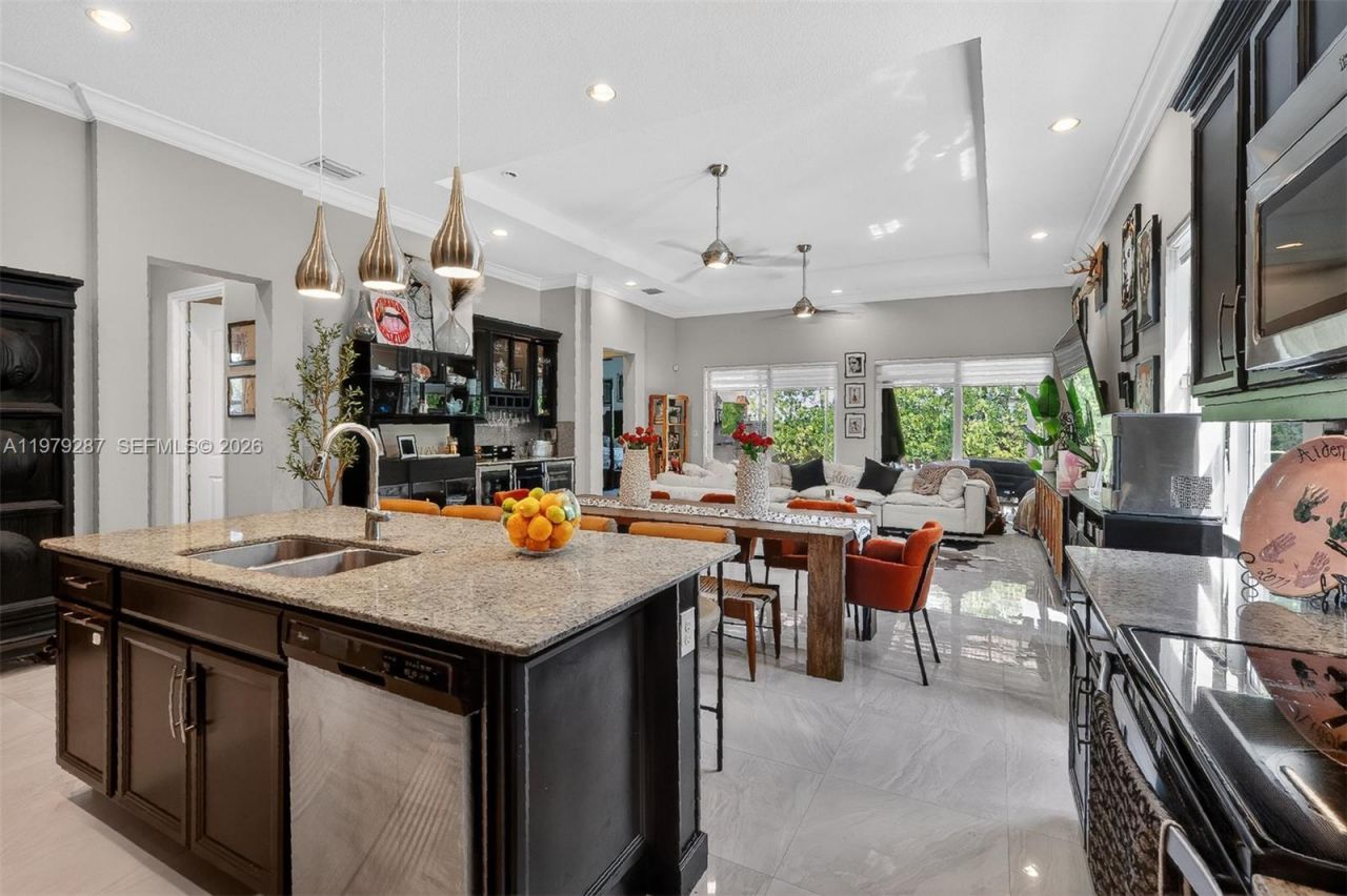 14929 SW 176th Ter, Miami, FL 33187 Photo