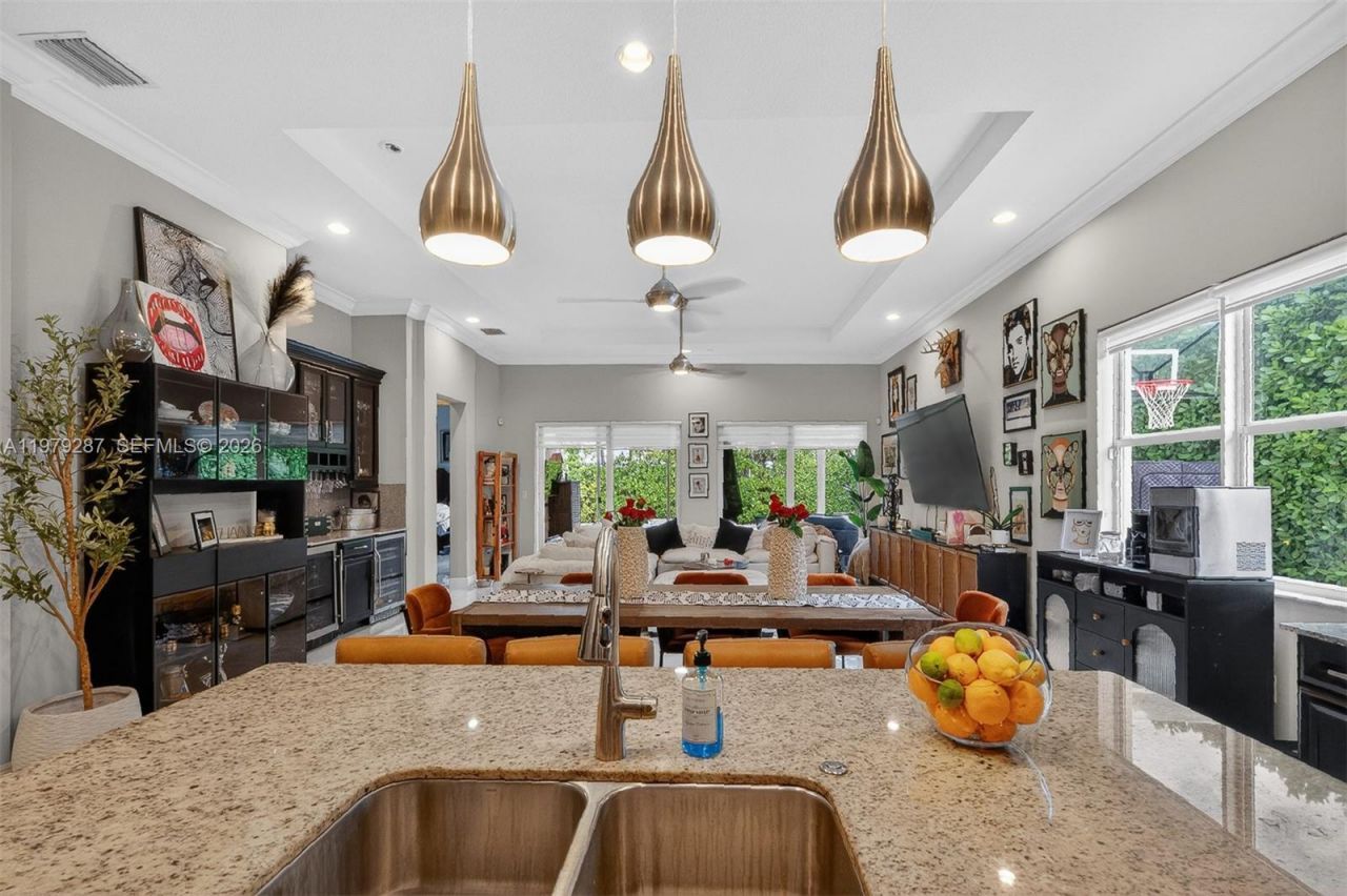 14929 SW 176th Ter, Miami, FL 33187 Photo