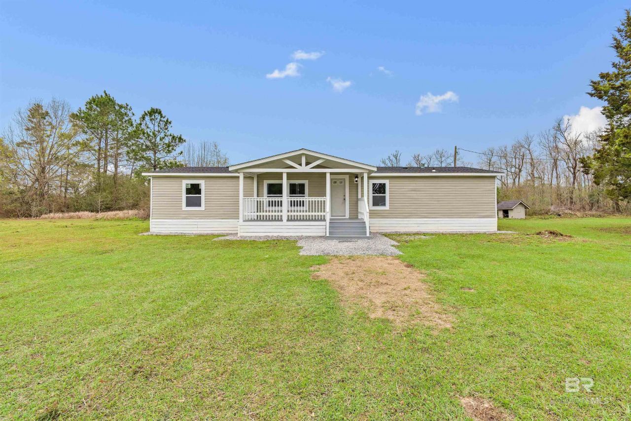 11825 Sycamore Lane, Elberta, AL 36530 Main Photo