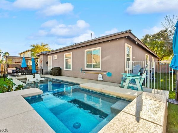 8066 Villa Del Viento Drive , Las Vegas, NV 89131