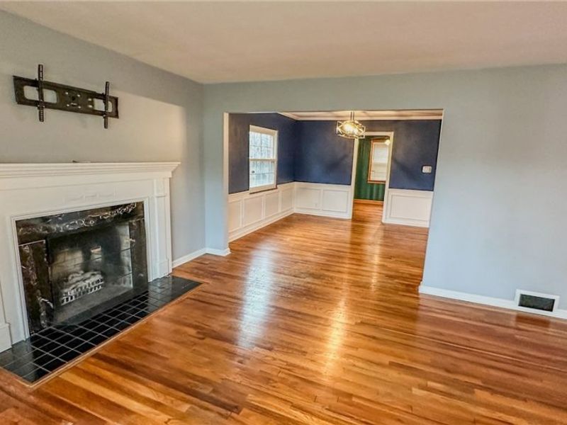 426 Dorchester Road, Akron, OH 44320 Photo 2