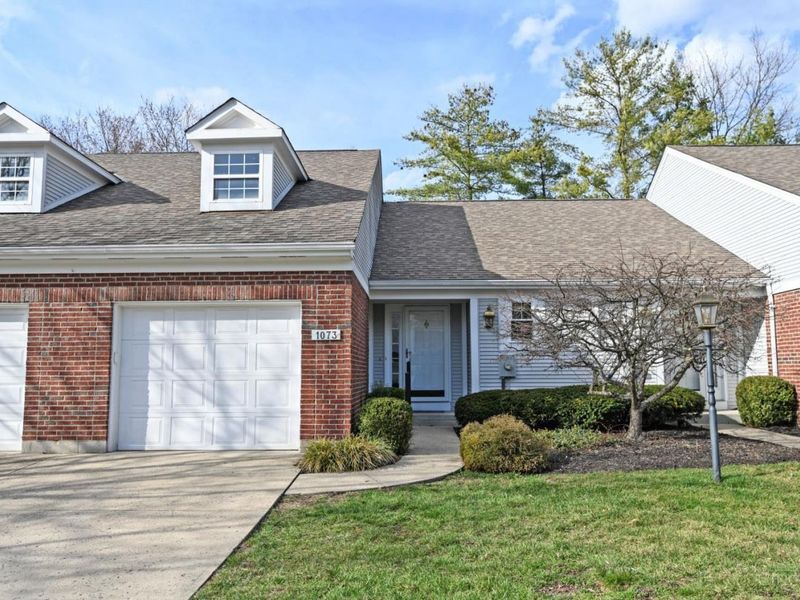 1073 Wittshire Circle, Cincinnati, OH 45255 Photo 1