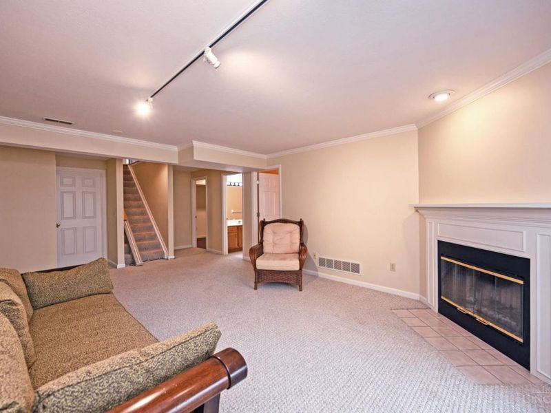 1073 Wittshire Circle, Cincinnati, OH 45255 Photo 26