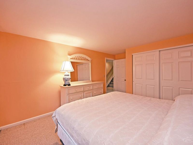 1073 Wittshire Circle, Cincinnati, OH 45255 Photo 29