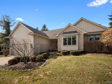 16807 Country Knoll Drive, Northville Twp, MI 48168