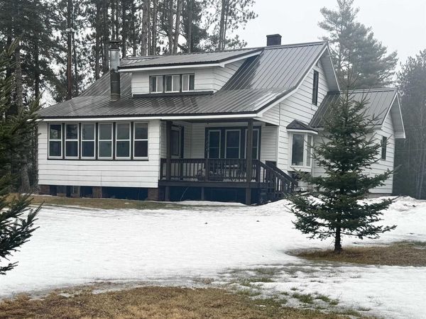 13890 STATE HWY 32, Mountain, WI 54149