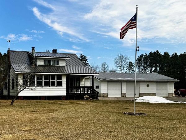 13890 STATE HWY 32, Mountain, WI 54149