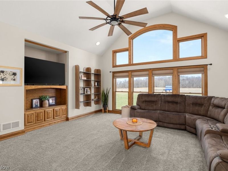 65 S Kniffin Street, Greenwich, OH 44837 Photo 3