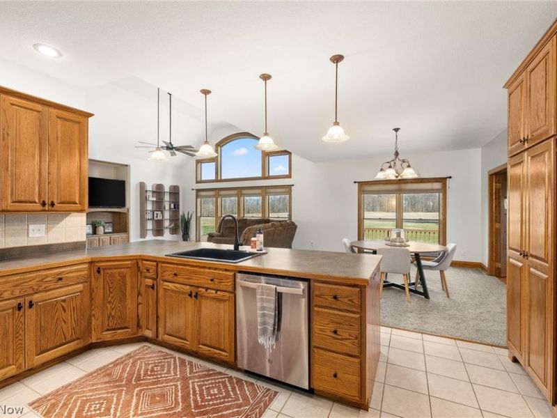 65 S Kniffin Street, Greenwich, OH 44837 Photo 6