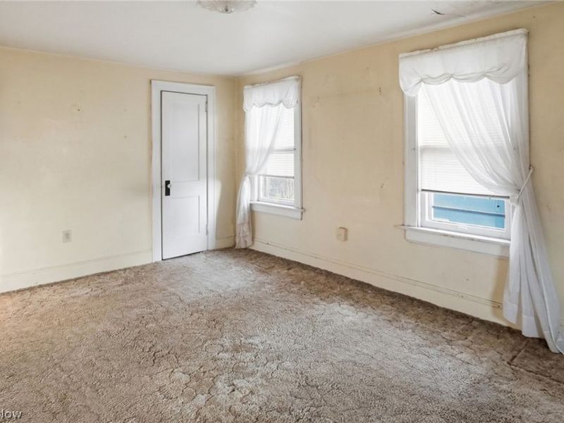 591 Hedden Avenue, Akron, OH 44311 Photo 10