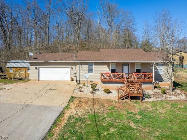 3097 Carpenter Run Road, Waverly, WV 26184