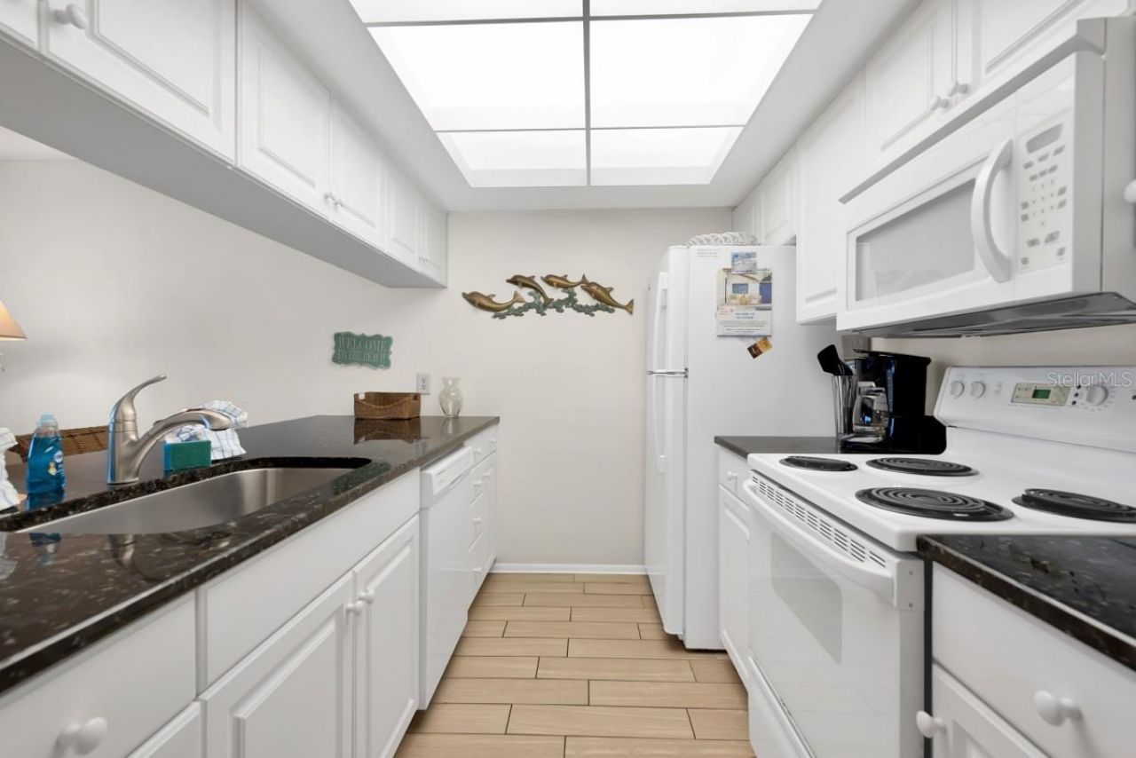 2312 Gulf Drive N, Unit 103, Bradenton Beach, FL 34217 Photo