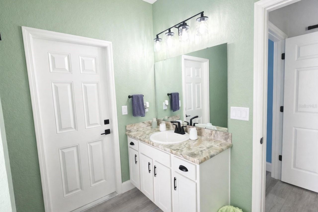 185 St Thomas Drive, Mulberry, FL 33860 Photo