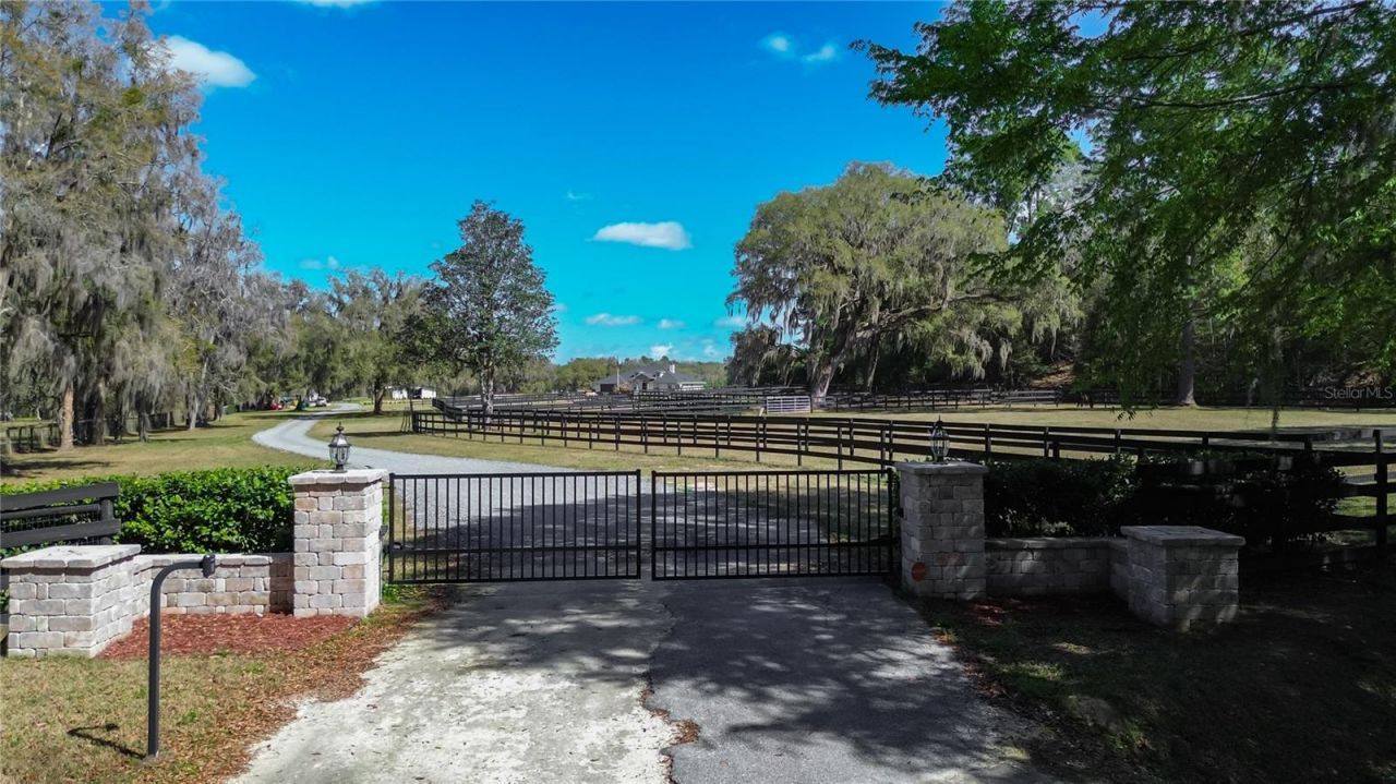 3245 NW 137th Place, Reddick, FL 32686 Photo