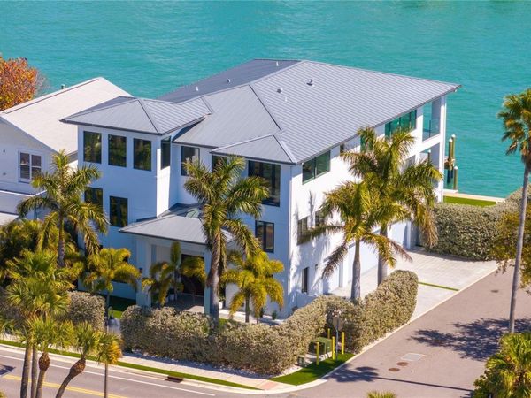 1801 PASS A GRILLE WAY, ST PETE BEACH, FL 33706