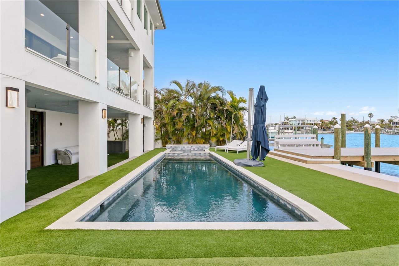 1801 Pass A Grille Way, Saint Pete Beach, FL 33706 Photo