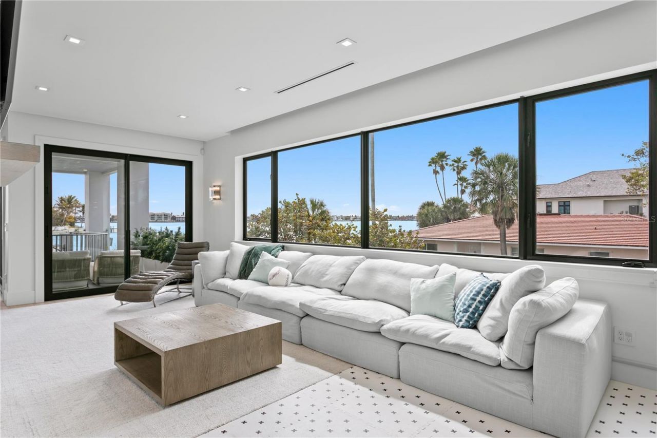 1801 Pass A Grille Way, Saint Pete Beach, FL 33706 Photo