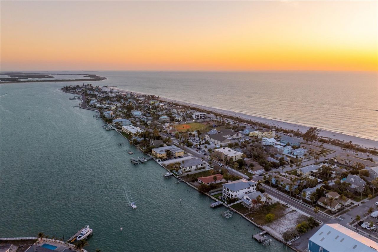 1801 Pass A Grille Way, Saint Pete Beach, FL 33706 Photo