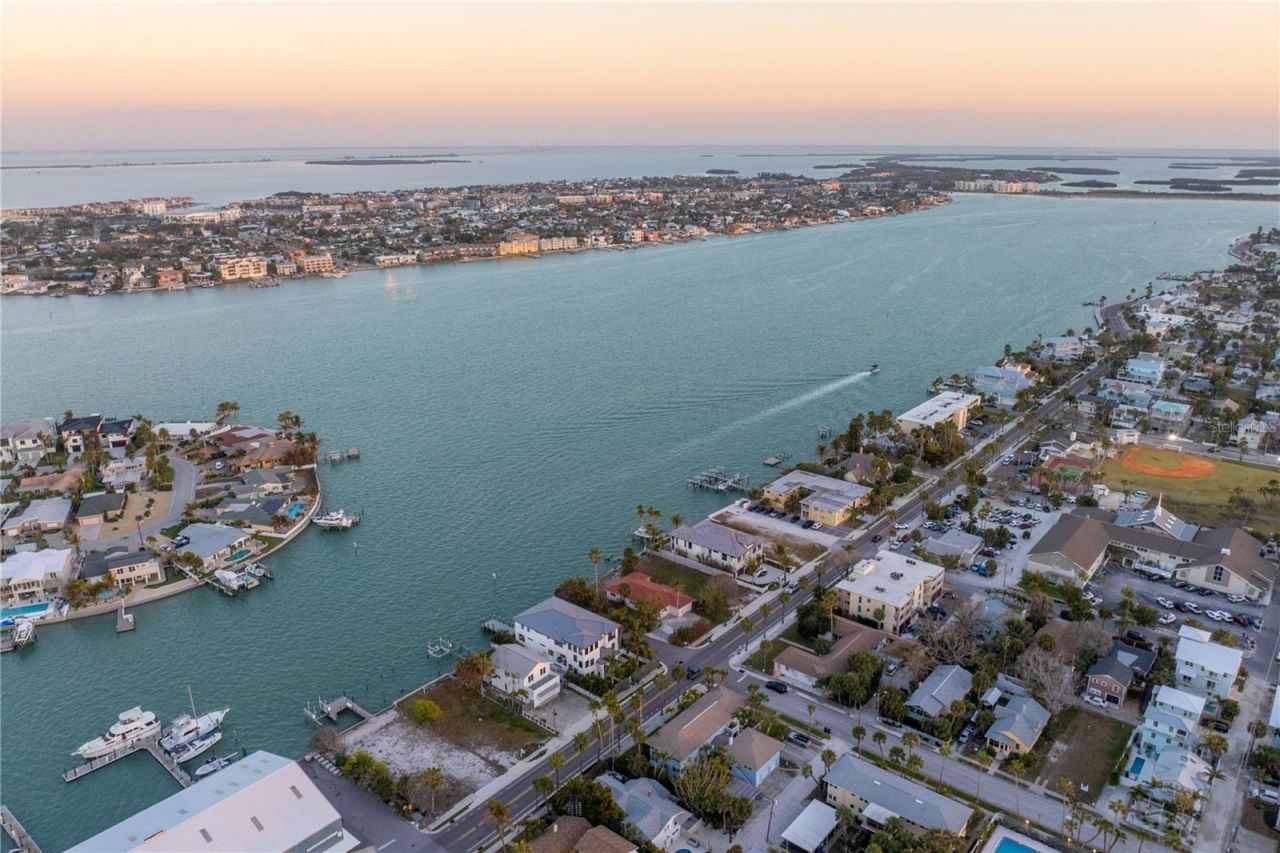 1801 Pass A Grille Way, Saint Pete Beach, FL 33706 Photo