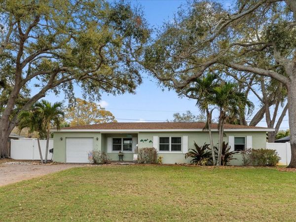 1339 RUSSELL DRIVE N, ST PETERSBURG, FL 33710