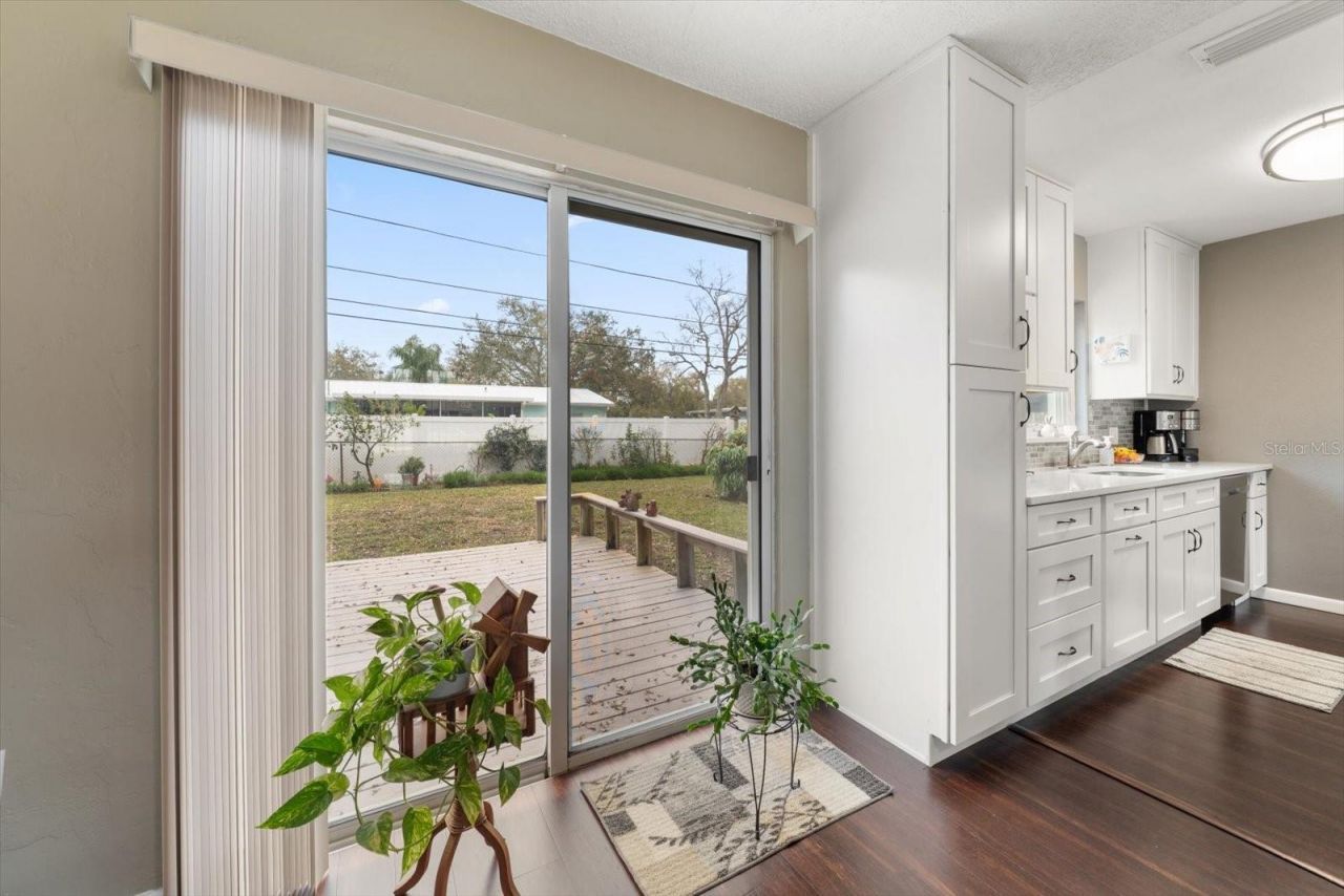 1339 Russell Drive N, Saint Petersburg, FL 33710 Photo