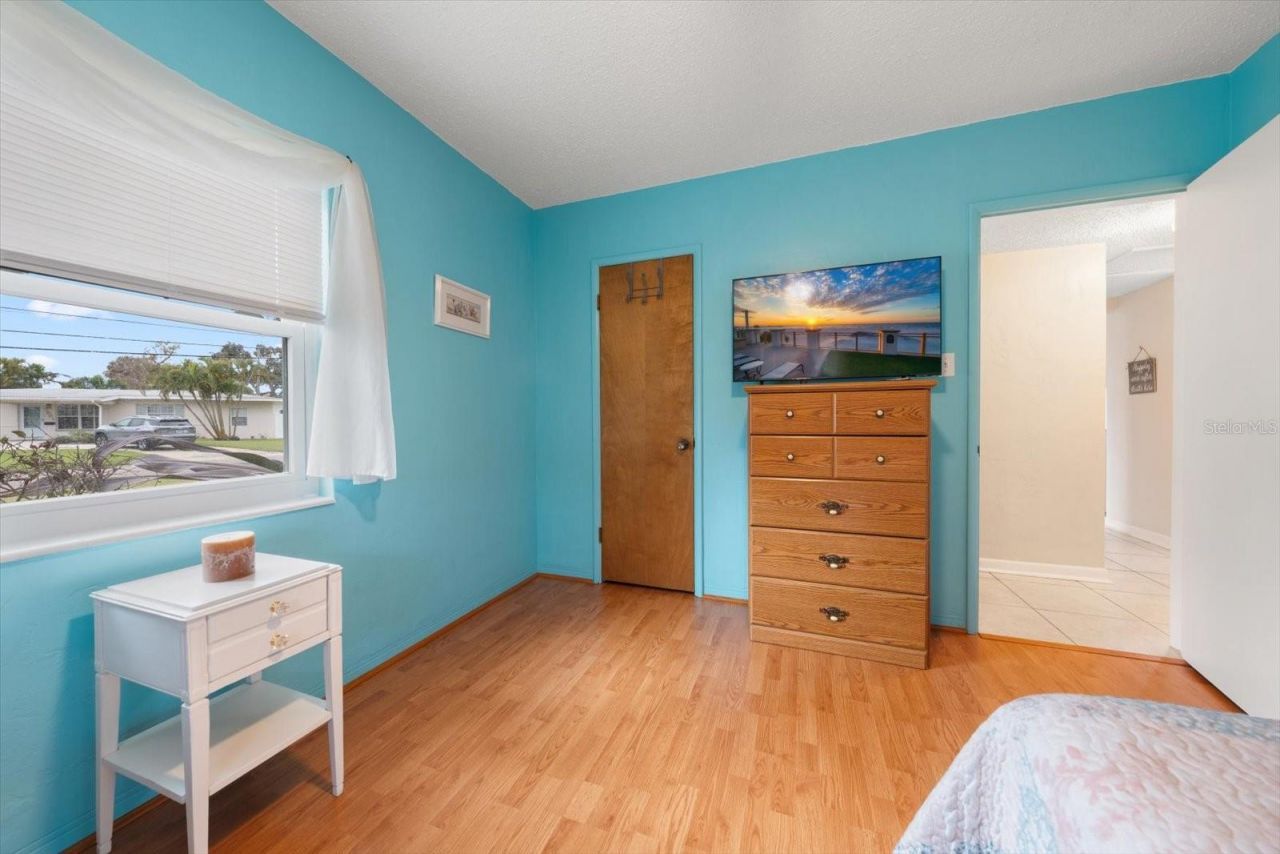 1339 Russell Drive N, Saint Petersburg, FL 33710 Photo