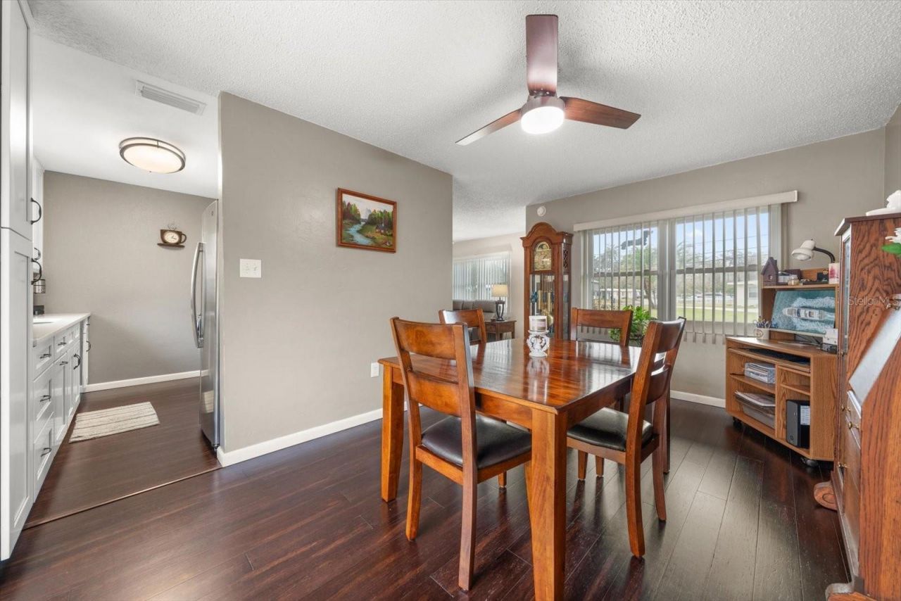 1339 Russell Drive N, Saint Petersburg, FL 33710 Photo