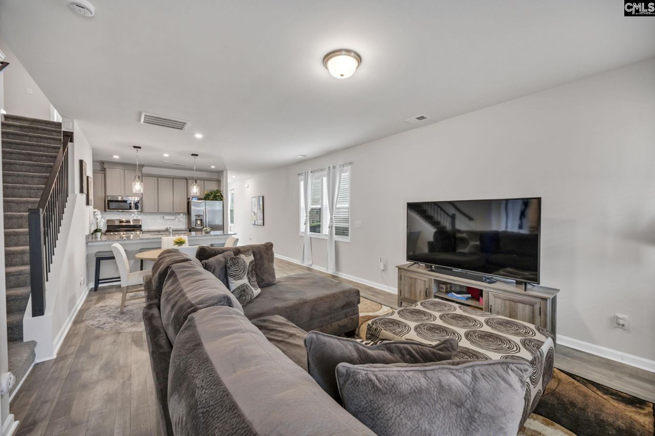 420 Lady Liberty Way Photo 13