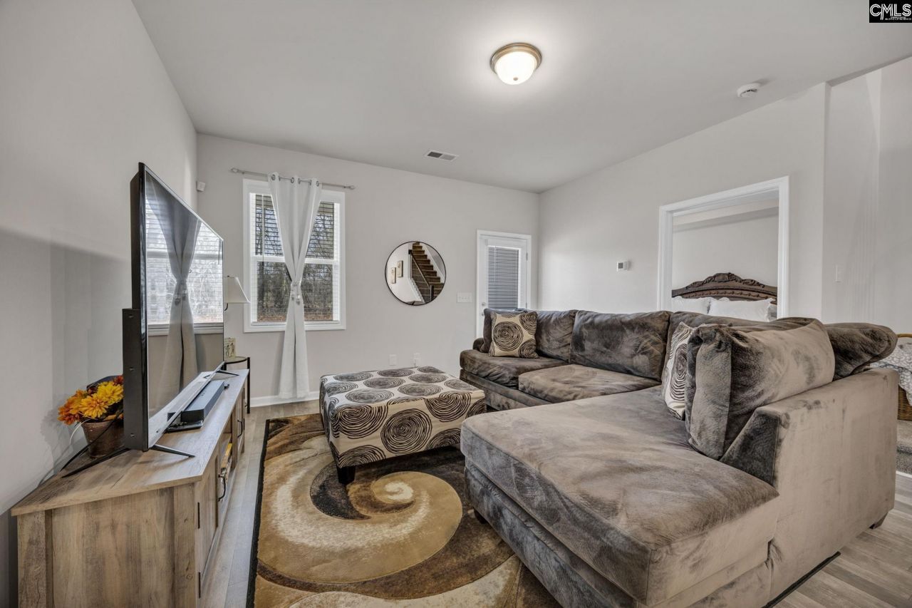 420 Lady Liberty Way Photo 15