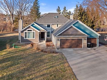 7273 Stagecoach Trail, Circle Pines, MN 55014