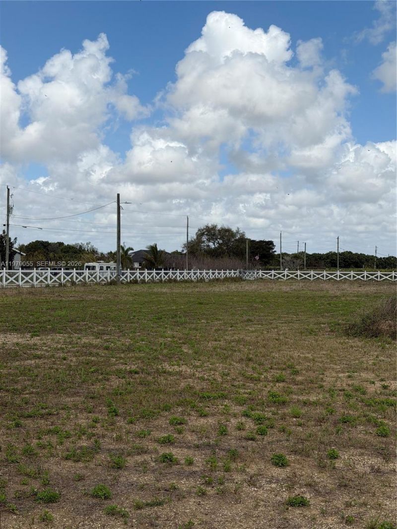 209 Avenue SW 37555, Homestead, FL 33034 Photo