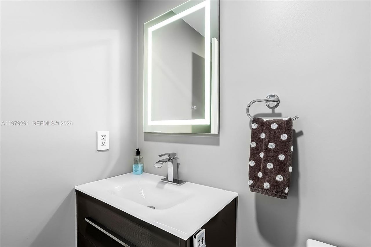 3101 S Ocean Dr, Unit 1206, Hollywood, FL 33019 Photo