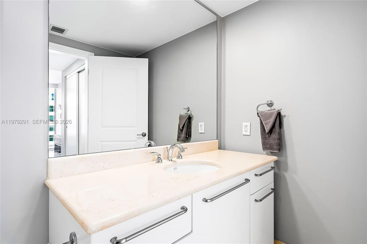 3101 S Ocean Dr, Unit 1206, Hollywood, FL 33019 Photo